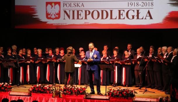 Koncert patriotyczny w Miejskim Domu Kultury - 14