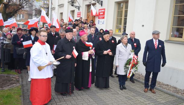 Odsłonięcie pamiątkowej tablicy - 04