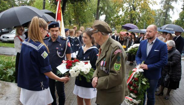 Uroczystość w I Liceum Ogólnokształcącym - 25