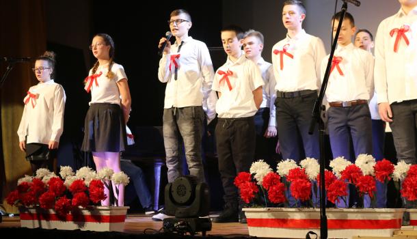 Koncert patriotyczny w kinie - 25