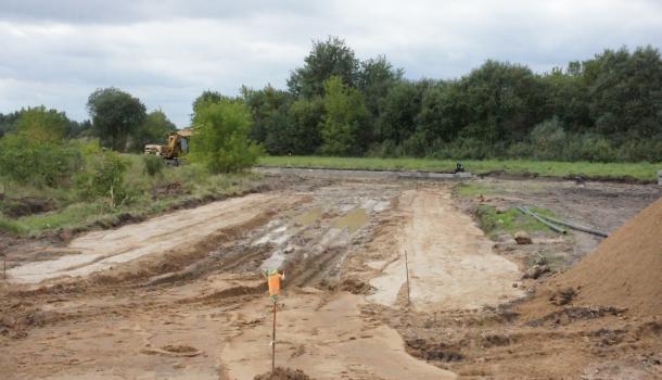 Geodezyjnie wyznaczone przebieg nowego odcinka Alei Świętego Wojciecha