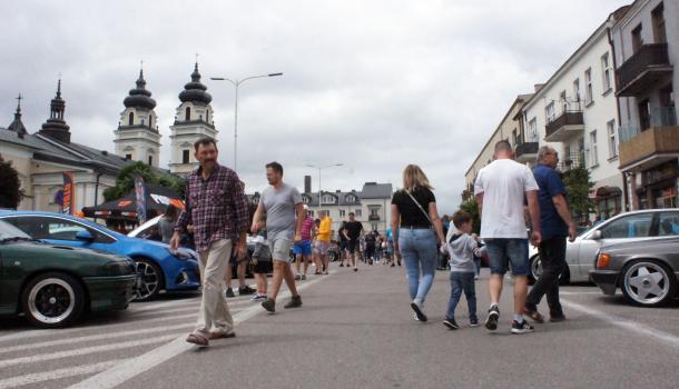 Zlot samochodów tuningowanych