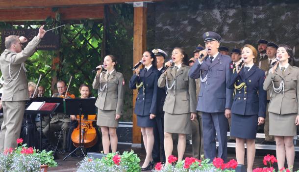 Koncert Reprezentacyjnego Zespołu Artystycznego Wojska Polskiego  (27).JPG 639