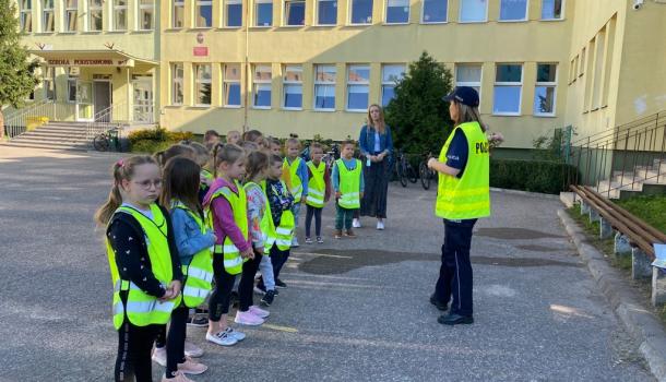 Spotkanie Pierwszaków z Panią policjantką w ZPO nr 3