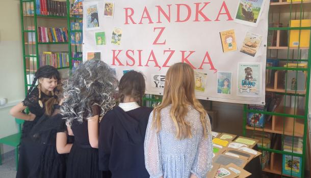 Szkoła Podstawowa nr 6 z Oddziałami Integracyjnymi im. Kornela Makuszyńskiego w Mławie