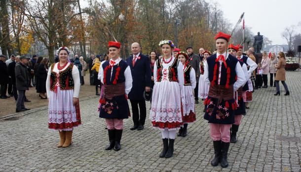 Narodowe Święto Niepodległości w Mławie - 40.JPG 2